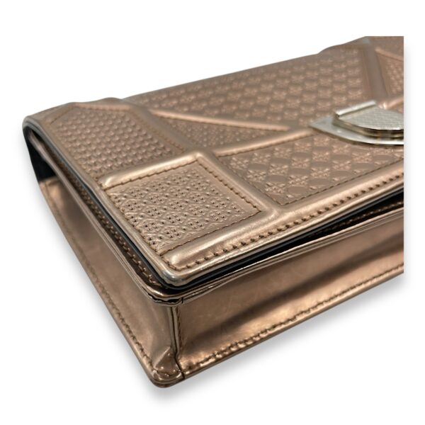 Cannage Micro Gold Wallet on Chain in Metallic Patent Leather, Silver hardware - Image 7