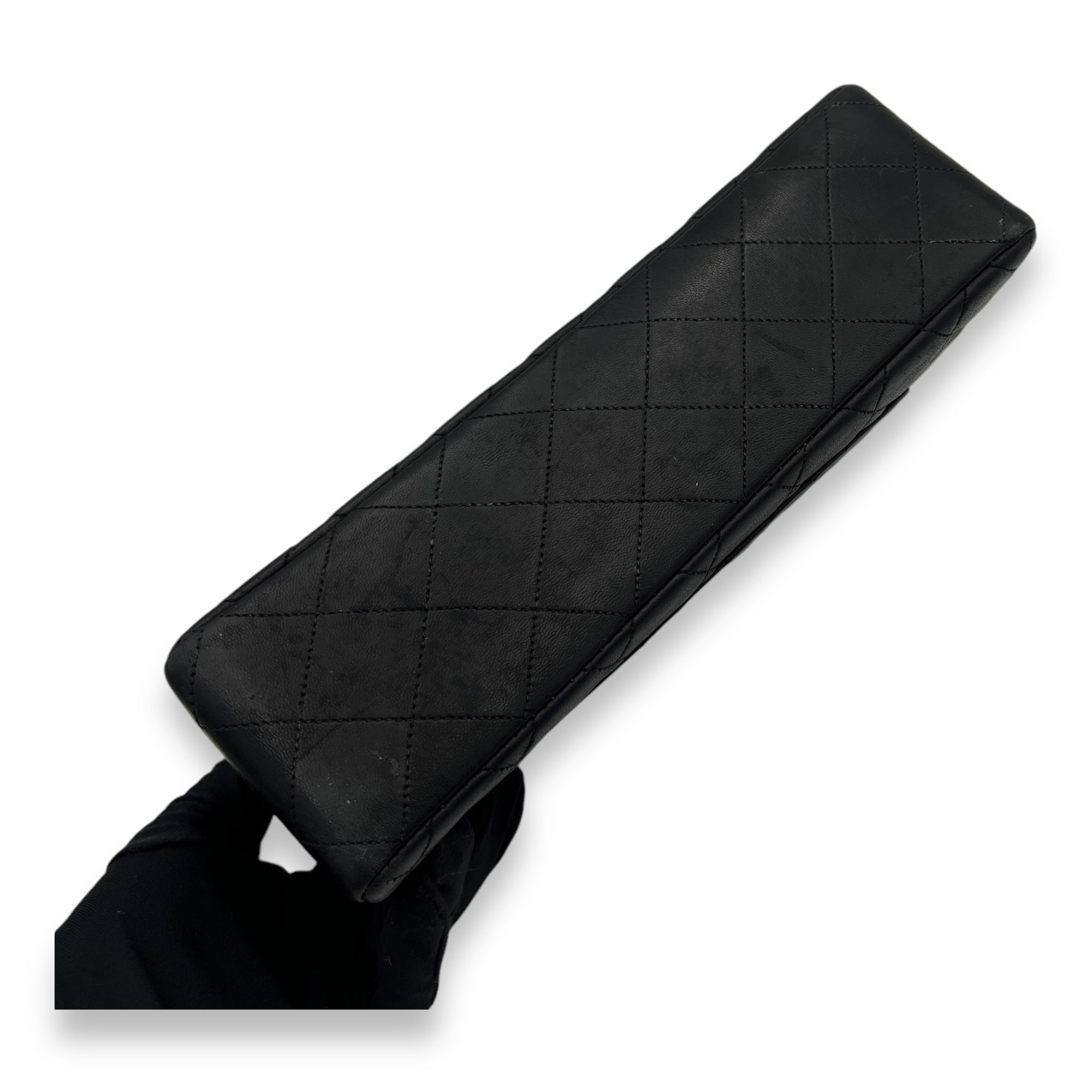 Classic Shoulder Bag Medium Black in Lambskin, Gold hardware - Image 7